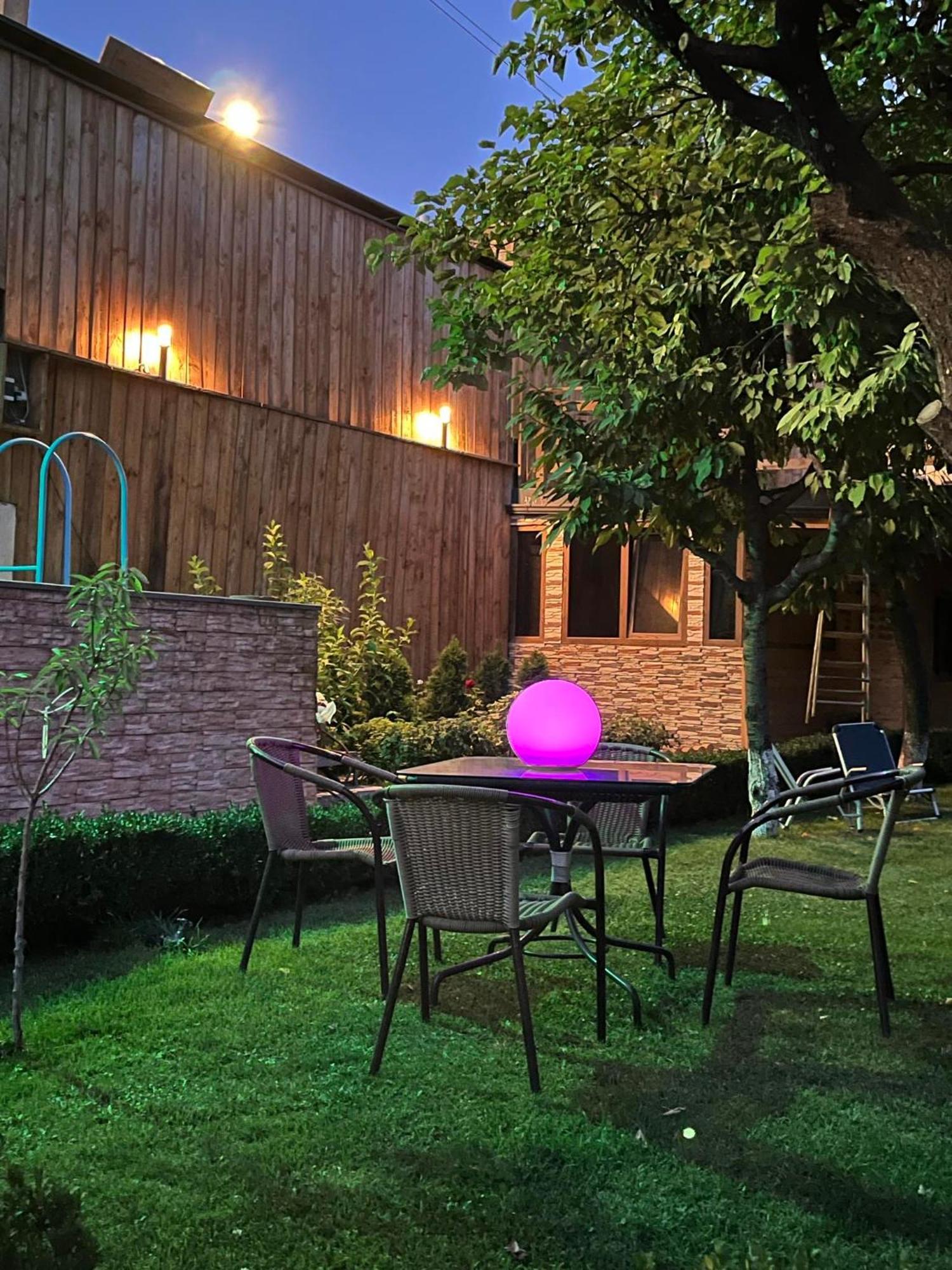 Yerevan Modern Holiday Apartment Eksteriør bilde